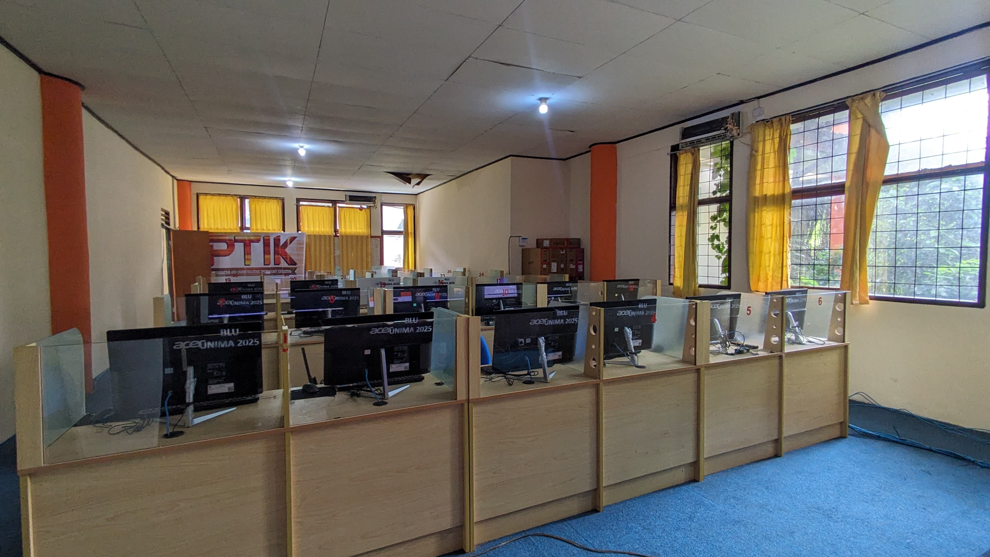 Galeri Laboratorium Komputer