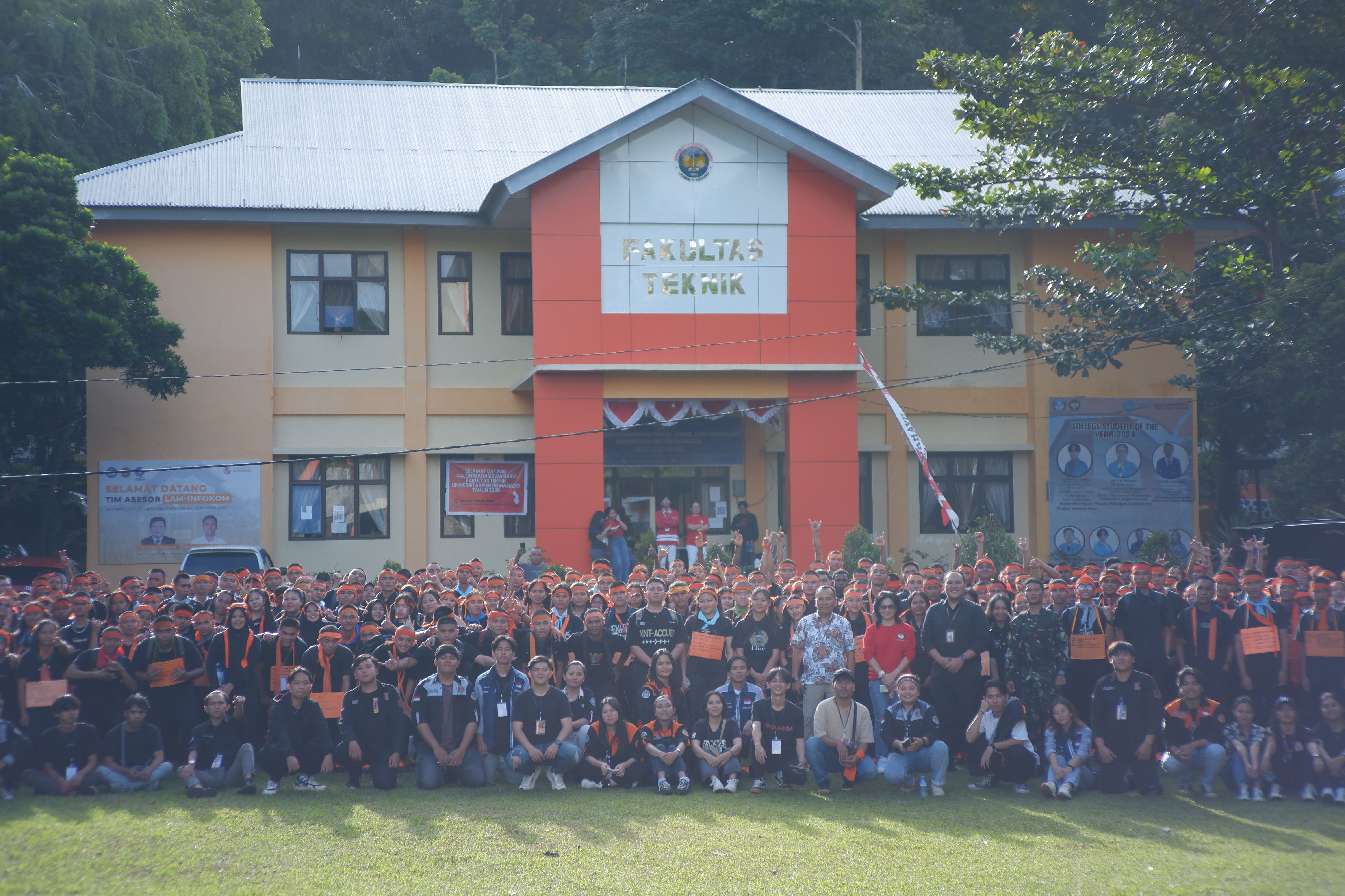 PKKMB Universitas Negeri Manado 2025 Berjalan Lancar, Fakultas Teknik dan Jurusan PTIK Tunjukkan Sinergi dan Antusiasme Tinggi